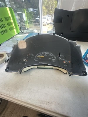 1999 chevy blazer cluster Foto 1 de 4