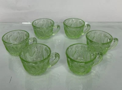 VTG! Set Of 6! MOSSER Inverted Strawberry Green Childs Cups - Image 1 of 4