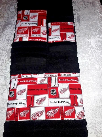 Detroit Red Wings Towel Set Includes Bath towel, hand towel and wash cloth Cover
