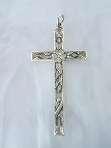 VINTAGE SWIFT & FISHER CO. FULLY HALLMARKED SOLID STERLING SILVER CROSS PENDANT - Picture 1 of 8