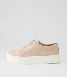 New Django & Juliette Synty Nude White Leather Sneakers Womens Shoes Casual - Picture 1 of 5