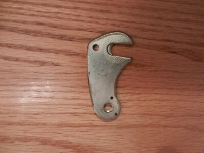 Schwinn Shimano GT100 Rear Derailleur Fork End Bracket 21008 NOS - Image 1 of 2