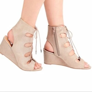 Dolce Vita Louise Lace-up Wedge Sandal Size 8 - Picture 1 of 4