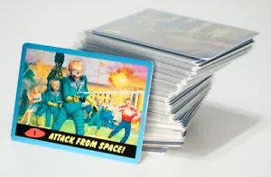 Mars Attacks! Invasion Set completo 58 carte in metallo - 2013 - Foto 1 di 3