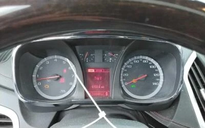 2013 GMC TERRAIN Speedometer Cluster OEM | MPH 134k Miles - Image 1 of 4