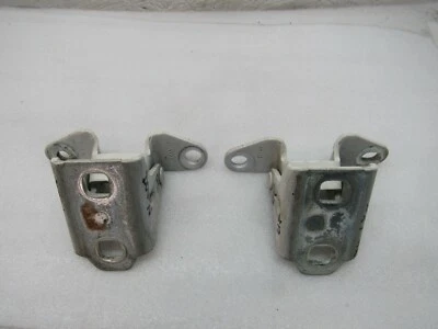 2001 02 03 04 2005 Dodge Neon SXT R/Front Upper and Lower Door Hinges #E-78K - Image 1 of 4