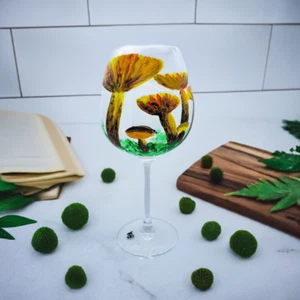 Yellow Mushrooms 24oz Wine Glass Hand-painted Artisan Glass DishwashSafe Kitchen - Picture 1 of 4
