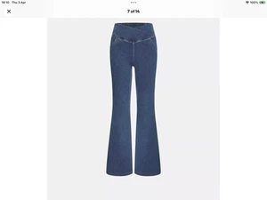 BNWT Halara Flex Fit High Waisted Flared Denim Jeans Size Medium Size 12/14 - Picture 1 of 3