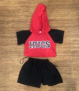 Build a Bear Raro Rojo y Negro Abrazos Sudadera con Capucha con Pantalones Cortos, Otoño Peluche Conjunto Ropa - Imagen 1 de 4