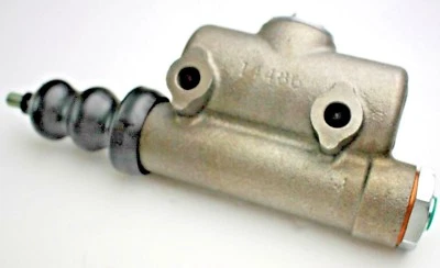 1952 1953 1954 1955 1st SERIES CHEVROLET GMC TRUCK MASTER CYLINDER # 52-7012 NEW - Image 1 of 4