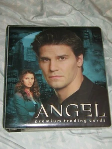 David Boreanaz Angel Staffel 1 TV Serie Album/Mappe +90 Kartenset & Verfolgungskarten - Bild 1 von 7
