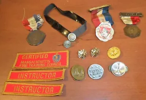 14 Vintage FIREMEN Items, Pinbacks, Buttons, Ribbons, Patches, Medals and Others - Picture 1 of 2