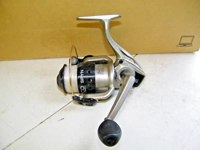 Carrete giratorio Zebco Spyn tamaño 20 5,3:1 preenrollado Foto 1 de 4