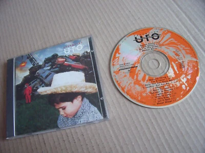 Ufo - Essential - Bild 1 von 3