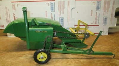 Vintage John Deere Pull Type Combine Farm Toy - Image 1 of 4