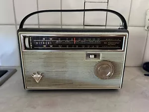 HITACHI WH-828H - SW/MW All Transistor Mega Cycle Radio - Tested & Working - Picture 1 of 16