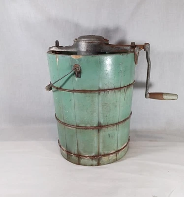 Antiguo cubo de madera de manivela Fre-Zee-Zee 46 vintage nuevo heladera 4 cuartos Foto 1 de 4