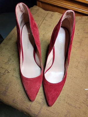 Zapatos de vestir Enzo Angiolini de gamuza roja Stiletto Fayson talla 9,5. Formal Foto 1 de 4