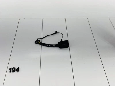 15-20 AUDI A3 QUATTRO FRONT RIGHT PASSENGER SIDE SEAT BELT TENSIONER BUCKLE OEM - Image 1 of 4