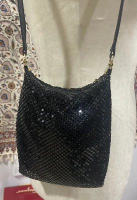 Bolso de Hombro Pequeño Vintage Whiting & Davis Malla de Metal Negro Cuero Foto 1 de 4