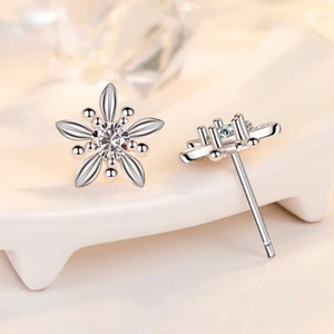 Pair 925 Sterling Silver 5 Petal Flower CZ Cute Stud Earrings Women Girl Gift UK - Picture 1 of 7