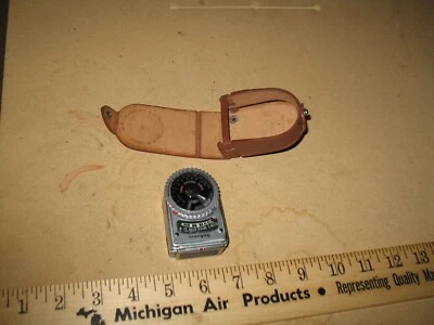 CÁMARA DE COLECCIÓN MEDIDOR DE EXPOSICIÓN A LA LUZ TIPO SEKONIC L-6 L-VI Y ESTUCHE AÑOS 50 DECORACIÓN JAPÓN Foto 1 de 4