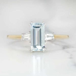 ANILLO AGUAMARINA NATURAL 1ct corte esmeralda 14k ORO AZUL CÓCTEL NATURAL 3 PIEDRAS - Imagen 1 de 3