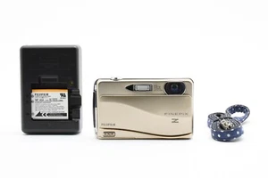 [NEAR MINT] FUJIFILM FinePix Z800EXR Gold (Charger Included | EN Set) 2442360 - Picture 1 of 13