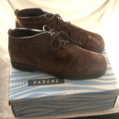 Edel-Stiefelette von Vabeene - Gr. 43 - Wildleder - Wechselsohle- - Bild 1 von 4