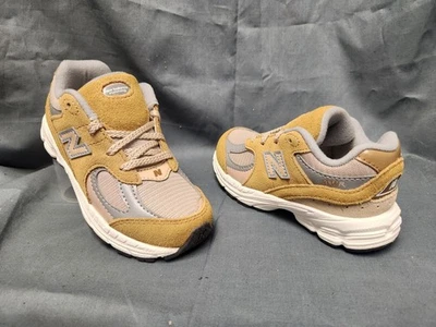 New Balance Toddlers 2002 Sneakers IC2002CE Lace Up Beige Size 10 NEW NO BOX! - Image 1 of 4