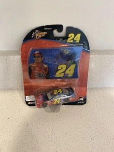 JEFF GORDON #24 NASCAR DuPont Flames Diecast Car Winner's Circle 2004 1:64 Chevy - Picture 1 of 3