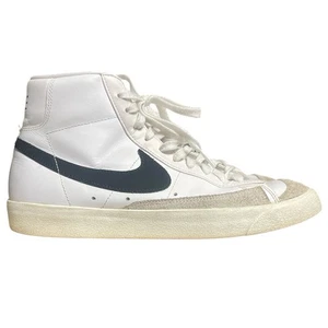 Nike Blazer Mid '77 CZ1055-100 Women's Size 10 Shoe Sneakers White Black - Picture 1 of 7