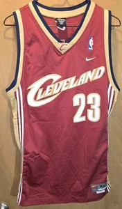 Lebron James Nike Cavaliers Trikot Xl Extra Large +2 23 Team Cleveland NBA  - Bild 1 von 10