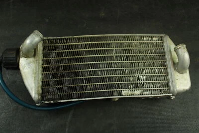 Radiador izquierdo Ktm 85sx 2014 OEM dañado B4484 Foto 1 de 4