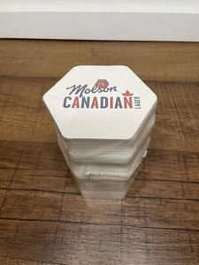 De Colección Molson Canadian Beer Bar Posavasos Paquete de 100 Sellados NUEVO Doble Cara - Imagen 1 de 3