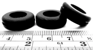 Ojal de cable de buje de goma con orificio de 5/8" para panel de 5/8" con orificio de 1/16" ID de 3/8" - Imagen 1 de 12