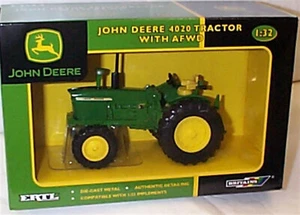 John Deere 4020 tractor With AFWD 1:32 Scale diecast Model new in box - Picture 1 of 1