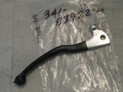 PALANCA DE FRENO YAMAHA TZ750/350/250/125/TX750/RD250 F CON EMPUÑADURA DE DEDO ESCALONADA ¡NOS! Foto 1 de 2
