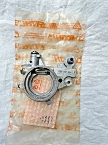 Stihl OEM New Oil Pump For 460, 461- (1128-647-0461) - Picture 1 of 2