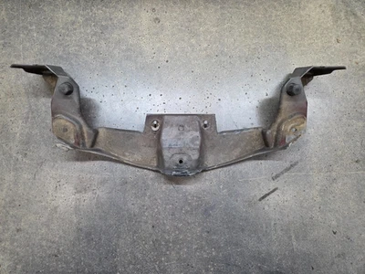 Опорный коллектор переднего бампера 98-02 Firebird Trans Am WS6 *1 СЛОМАННАЯ ВКЛАДКА* - Изображение 1 из 4