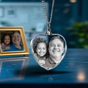 Halskette mit Kristallanhänger - personalisierter Fotoschmuck Geschenk für Sie - Bild 1 von 10