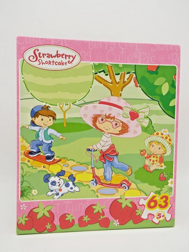 Strawberry Shortcake "Berry Fun" Roseart 63-piece jigsaw puzzle  2005  NEW - Image 1 of 4