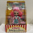 Blythe Betty Ann's Diner 4" Doll 2007 Toys "R" Us Exclusive Hasbro New in box