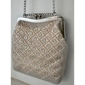 Vintage 1940s Silver Beaded Purse with Kiss Lock Closure - Picture 1 of 3
