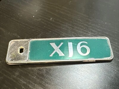 Jaguar XJ6 1999-2003 EMBLEMA TAPA MALETERO VERDE PLACA DE IDENTIFICACIÓN LLAVE ENVOLVENTE Foto 1 de 4