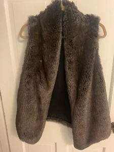 Tart Collections Brown Faux Fur Vest Size Medium - Picture 1 of 1
