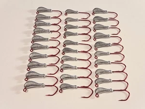 30 Stk. Banana - Jig  15 Stk. 7 Gramm + 15 Stk. 4  Gramm VMC 5150 2/0 - Bild 1 von 2