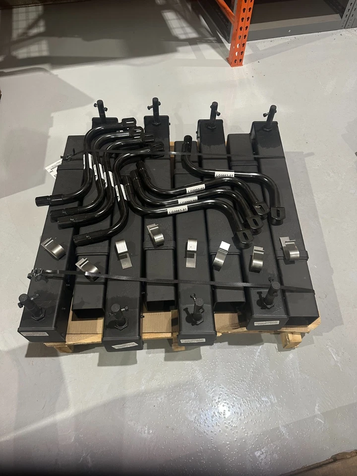 SAF HOLLAND GOOSENECK JACK, LG4789-71903N018, PRICE PER PEICE - Image 1 of 1