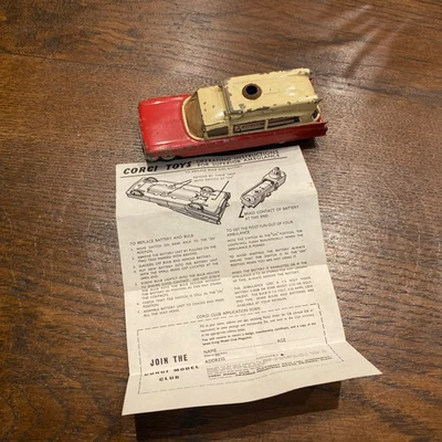 Corgi Toys No.437 Superior Ambulance on Cadillac Chassis + Instructions #903 - Image 1 of 4