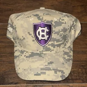 Cappello promozionale Holy Cross Crusaders NCAA mimetico regolabile logo squadra Pepsi - Foto 1 di 9